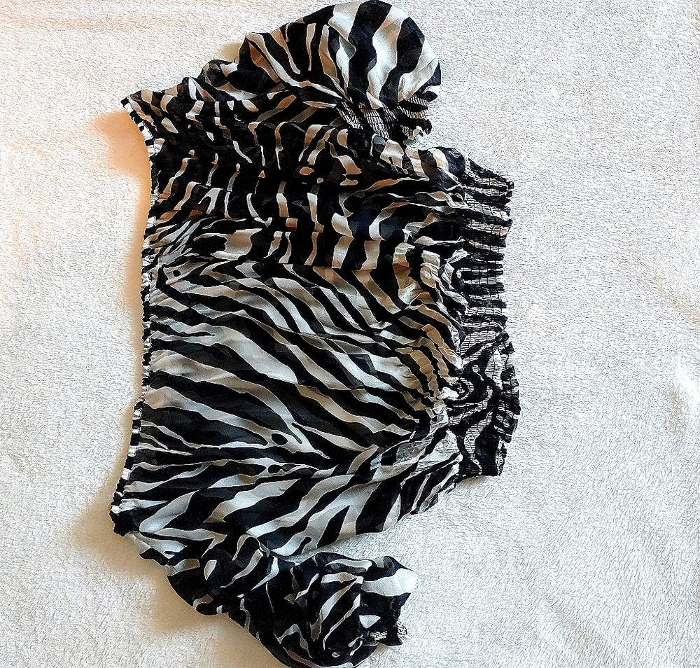 Authentic Dolce And Gabbana Zebra Print Top, sz44